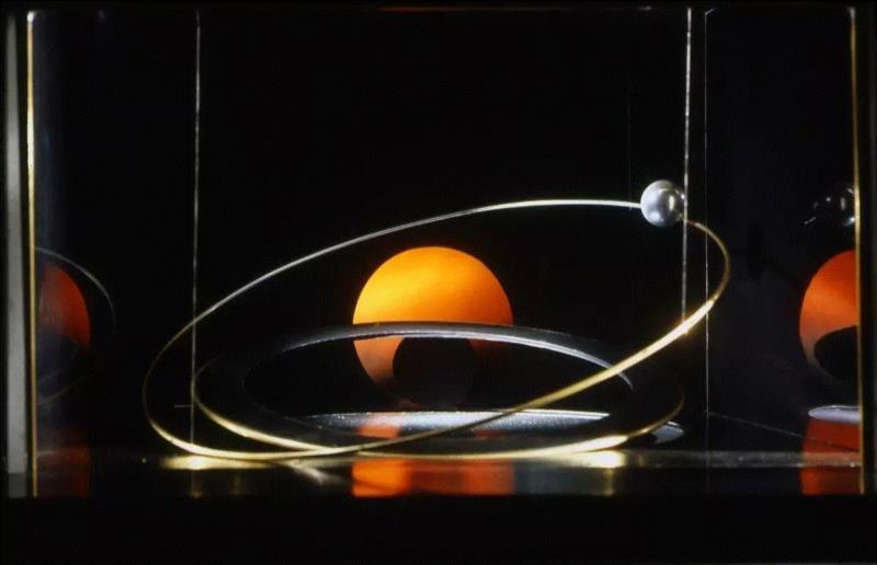 《星际》 1990年,世界舞美泰斗拉尔夫·科尔泰离世,纪念他对中国舞美家颠覆性启迪与深远影响,舞美,泰斗,拉尔夫·科尔泰,颠覆性,科尔泰,导演,英国,戏剧,剧院,拉尔夫