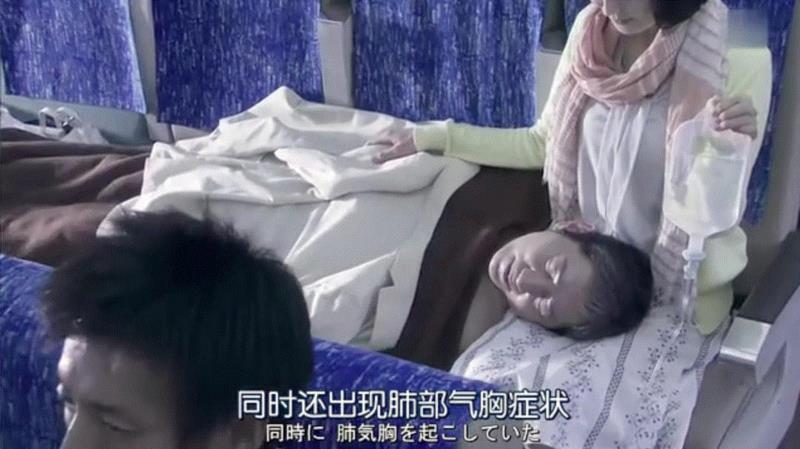 豆瓣9.2分，日本大脑洞神剧，碾压《黑镜》！,豆瓣,日本,神剧,黑镜,飞机,美女,罐头,青年,小哥,医生