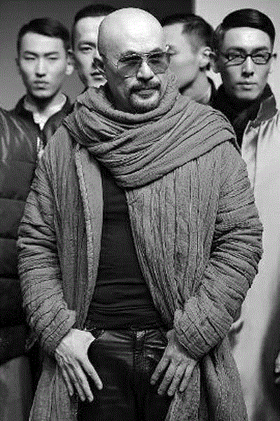 徐锦江：一个彻底颠覆我印象的男人,徐锦江,演员,雷神,娱乐圈,绘画,女孩,电影,鳌拜,香港,儿子