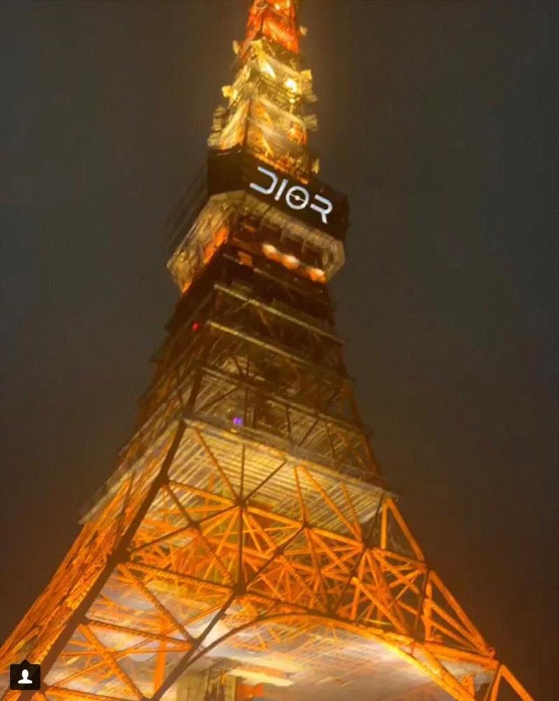 评论|世界在召唤新的New Look，你感知了吗？,Look,迪奥,Kim,品牌,空山基,DIOR,时装,设计师,日本,东京