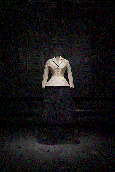评论|世界在召唤新的New Look，你感知了吗？,Look,迪奥,Kim,品牌,空山基,DIOR,时装,设计师,日本,东京