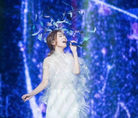 他为刘若英创作《后来》，是S.H.E的御用作词，也是华语乐坛的金字招牌,刘若英,华语,乐坛,金字招牌,施人诚,林宥嘉,歌手,音乐,田馥甄,演唱会