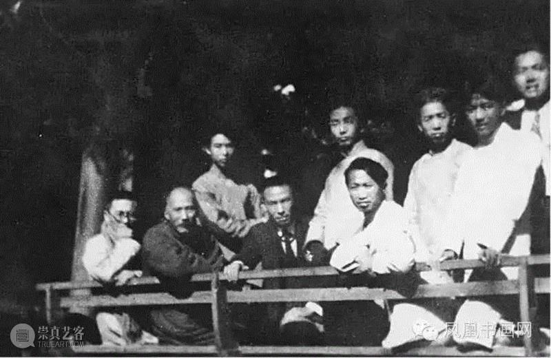 1932年秋，黄宾虹游蜀时与友人合影　,【保利秋拍】笔墨纪游临天下，江山壮阔汇笔端——黄宾虹《纪游山水》四屏,黄宾虹,笔墨,保利,纪游,天下,江山,笔端,纪游山水,电话,总经理