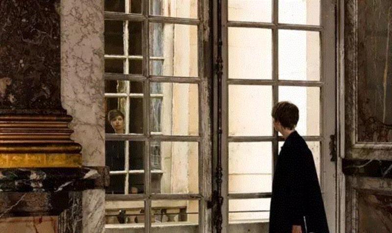 通过装置打造记忆点，创造体验和消费新场景,装置,雕塑,重庆,凡尔赛宫,IFS,明月,月亮,企业,加拿大,镜片