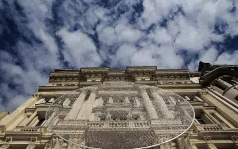 通过装置打造记忆点，创造体验和消费新场景,装置,雕塑,重庆,凡尔赛宫,IFS,明月,月亮,企业,加拿大,镜片