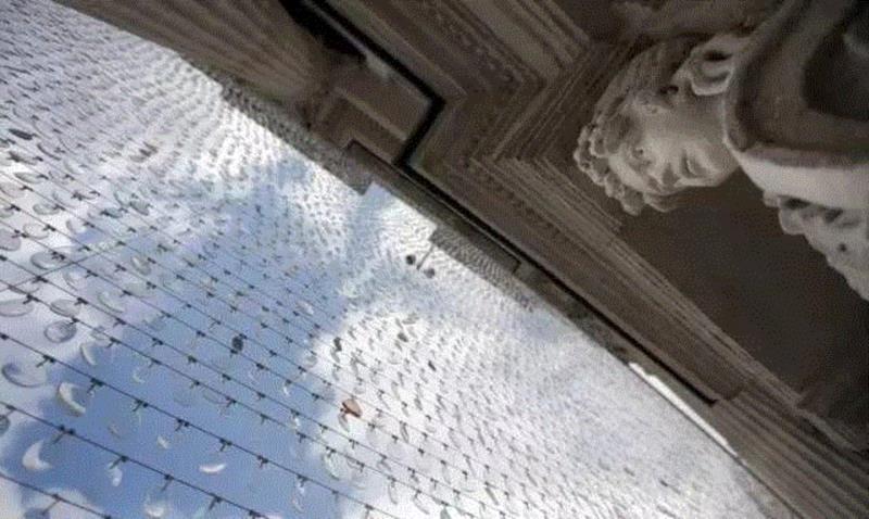 通过装置打造记忆点，创造体验和消费新场景,装置,雕塑,重庆,凡尔赛宫,IFS,明月,月亮,企业,加拿大,镜片