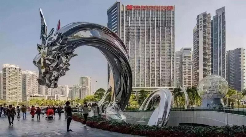 通过装置打造记忆点，创造体验和消费新场景,装置,雕塑,重庆,凡尔赛宫,IFS,明月,月亮,企业,加拿大,镜片