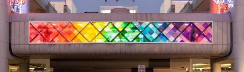 通过装置打造记忆点，创造体验和消费新场景,装置,雕塑,重庆,凡尔赛宫,IFS,明月,月亮,企业,加拿大,镜片