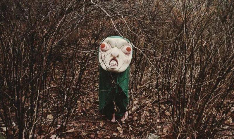 这些作品也都可以穿戴,搭配一件长袍就会变身成为真实的丛林精灵。,工艺丨最爱薅羊毛的艺术家,工艺,薅羊毛,Paolo,木雕,Toro,毛毡,保罗,德尔,托罗,美国宾夕法尼亚州