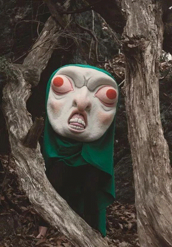 这些作品也都可以穿戴,搭配一件长袍就会变身成为真实的丛林精灵。,工艺丨最爱薅羊毛的艺术家,工艺,薅羊毛,Paolo,木雕,Toro,毛毡,保罗,德尔,托罗,美国宾夕法尼亚州