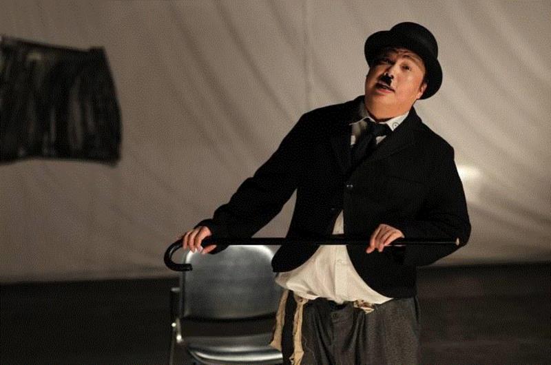 元首大人，卓别林来了！,卓别林,元首,希特勒,演员,一个人,舞台,中间,小丑,豆瓣,工具