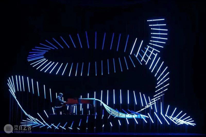 《对话·寓言2047》,曾与张艺谋合作音乐灯光装置，现在这个团队又创作了一件……,音乐,装置,灯光,张艺谋,Scale,寓言,法国,科技,Playground,新媒体