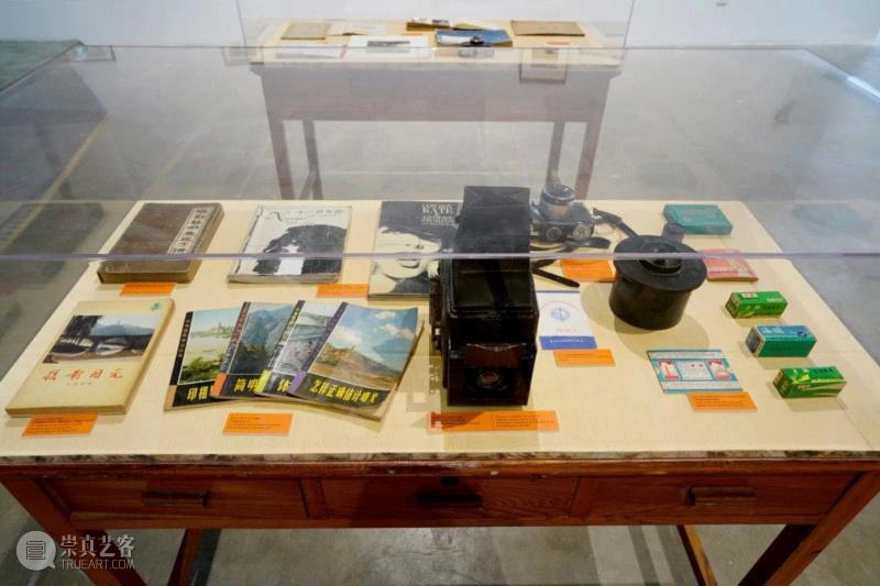 展览现场,40年前，胡同青年的几种玩法,胡同,青年,玩法,沙龙,池小宁,家中,四月影会,电影,星星,北影厂