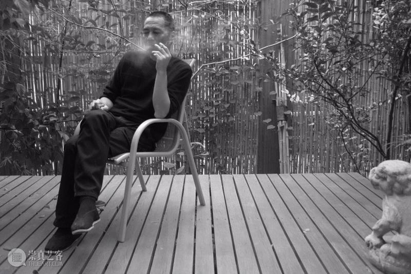 ▲参展艺术家洪磊,PowerLong 看 | 艺术史:40×40——参展艺术家洪磊,洪磊,Power,政治,艺术史,紫禁城,留园,Long,摄影,之中,苏州拙政园