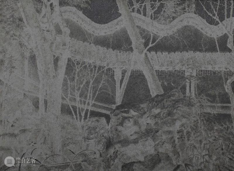 ▲《中国的第四堵墙》,纺织颜料在丝绸上,36×49cm,2016年,PowerLong 看 | 艺术史:40×40——参展艺术家洪磊,洪磊,Power,政治,艺术史,紫禁城,留园,Long,摄影,之中,苏州拙政园