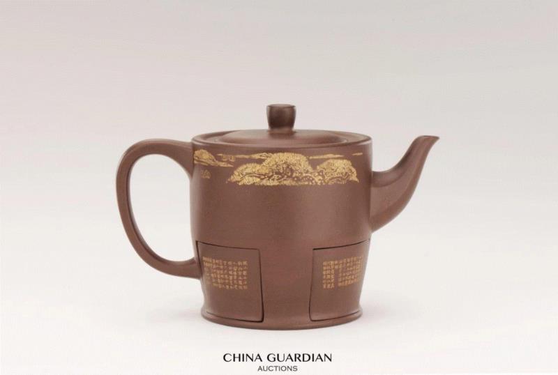 《何道洪制毛国强铭刻书画一壶套四杯》,【嘉德秋拍】嘉德紫砂十年砥砺!(2008-2018)——《松涛园旧藏宜兴紫砂》,嘉德,松涛园旧藏宜兴紫砂,紫砂,出版社,陈忠成,浩东有限公司,松涛园,顾景舟,方圆,台湾盈记唐人工艺出版社