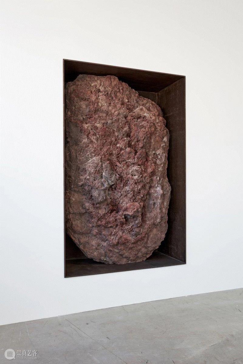 高古轩展讯 | 迈克尔·海泽作品正在巴黎展出,高古轩,展讯,迈克尔·海泽,巴黎,海泽,雕塑,feet,inches,Heizer,迈克尔