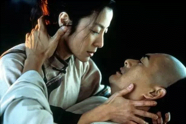 电影《无双》再现“小马哥”：江湖人未远，英雄真本色,电影,小马哥,英雄,无双,江湖人,本色,周润发,发哥,剧照,当年