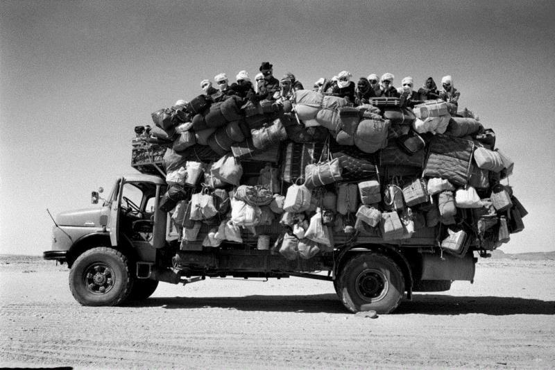 雷蒙·德帕顿 &nbsp;Raymond Depardon：Lybian truck transpo