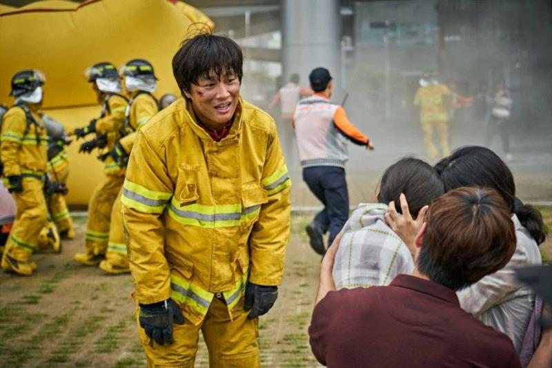终于来了！不愧是今年的韩国票房第一！,韩国,票房,江林,阴间,同行,李德春,金秀鸿,商业,阎王,与神同行