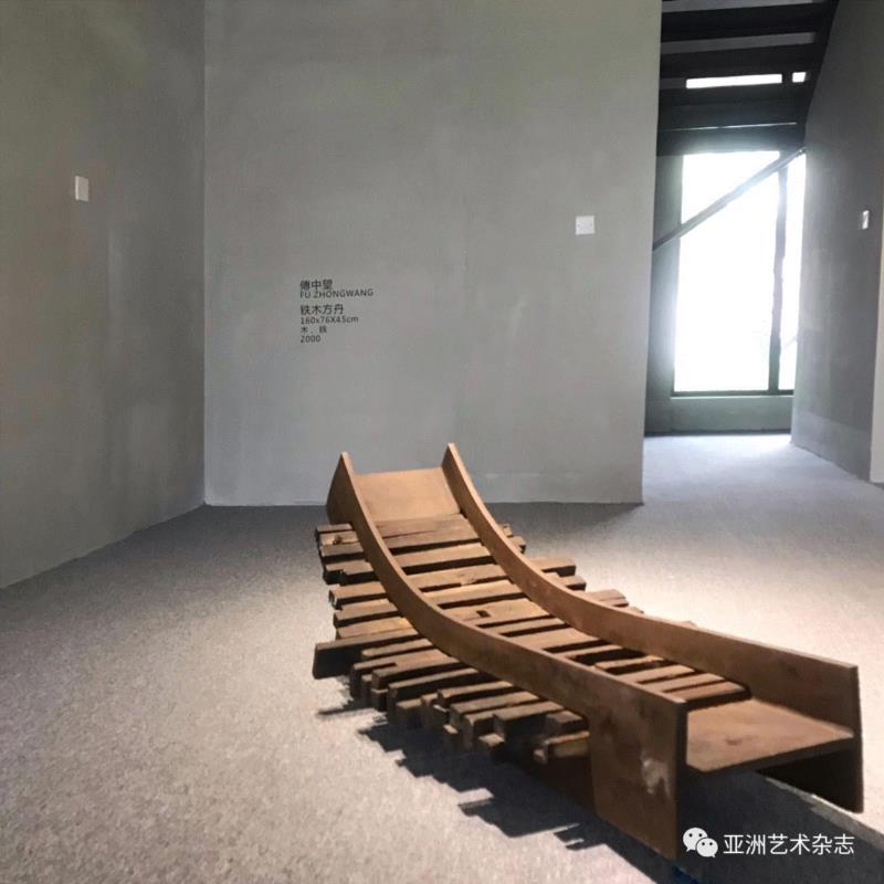 傅中望《铁木方舟》160cm×76cm×45cm 木、铁 2000年　,溯源本根文化，回望生态家园——中国东湖青年雕塑家邀请展?2018现已启幕,东湖,青年,生态,雕塑家,邀请展,雕塑,教授,雕塑展,马岩松,傅中望