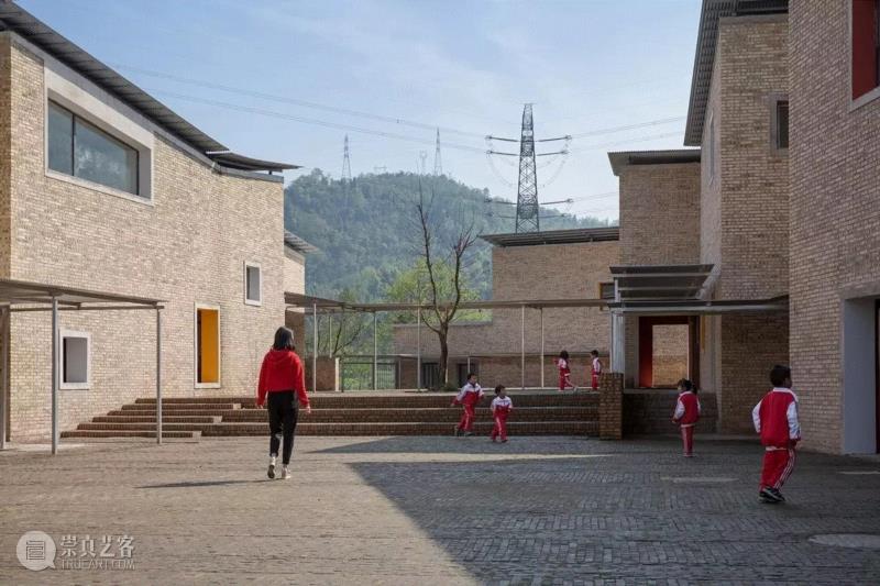 王珞丹跨界对话12位建筑师，第一期大舍建筑柳亦春发布！,建筑,建筑师,王珞丹,大舍,柳亦春,龙美术馆,苏圣亮,四川,新场乡,幼儿园