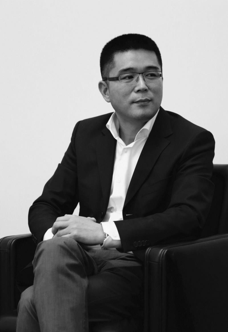 蜂巢创始人/馆长夏季风 ,蜂巢当代艺术中心 HIVE CENTER FOR CONTEMPORARY ART | ART021画廊,蜂巢,本土,深圳,金秋,上海展览中心,西欧,蓝筹,奥地利,波兰,阿联酋