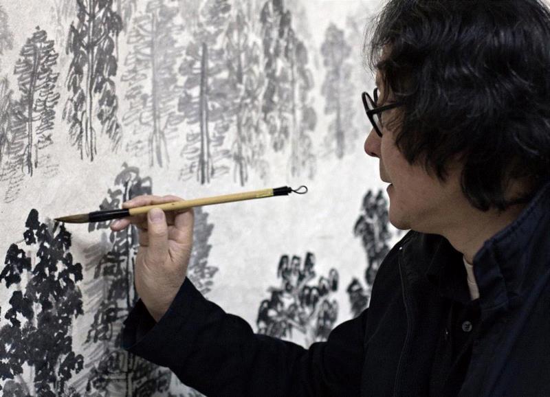 Xu Bing using his Landscript cunfa or brushwork fr