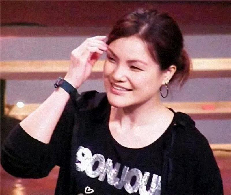 人物 ▎她是TVB“最丑”女星，买不起房却捐了一所学校：真正的美是不动声色,TVB,女星,人物,马蹄露,丑角,穿山甲,身材,坏人,爸爸,曾志伟