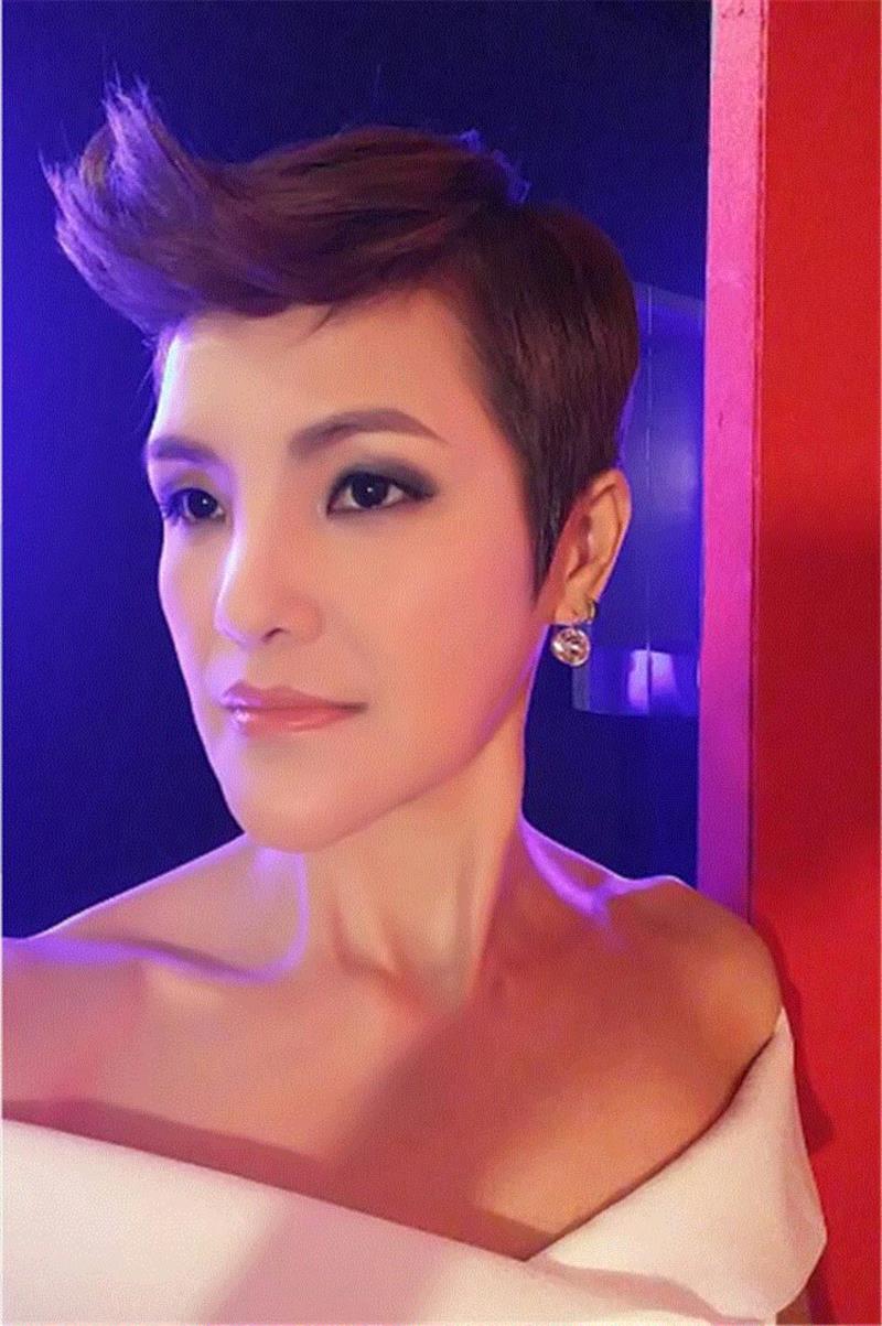 人物 ▎她是TVB“最丑”女星，买不起房却捐了一所学校：真正的美是不动声色,TVB,女星,人物,马蹄露,丑角,穿山甲,身材,坏人,爸爸,曾志伟