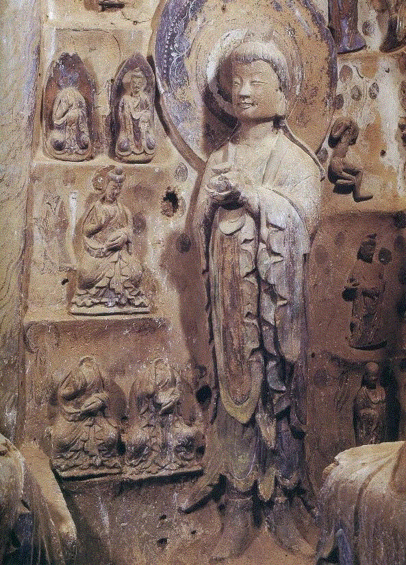 第142號窟正壁右側脇侍菩薩與右壁影塑-北魏,永 遠 的 麥 積 山,麥積山,石窟,藝術,古代,天水,北魏,佛教,中國,先民,造像