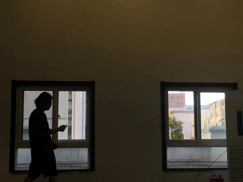 《求仙学道》排练场 摄影：丁小真,以《求仙学道》对话苏小刚：戏剧是自由的,戏剧,苏小刚,求仙学道,学道,肢体,演员,楚门,排练场,舞台,导演