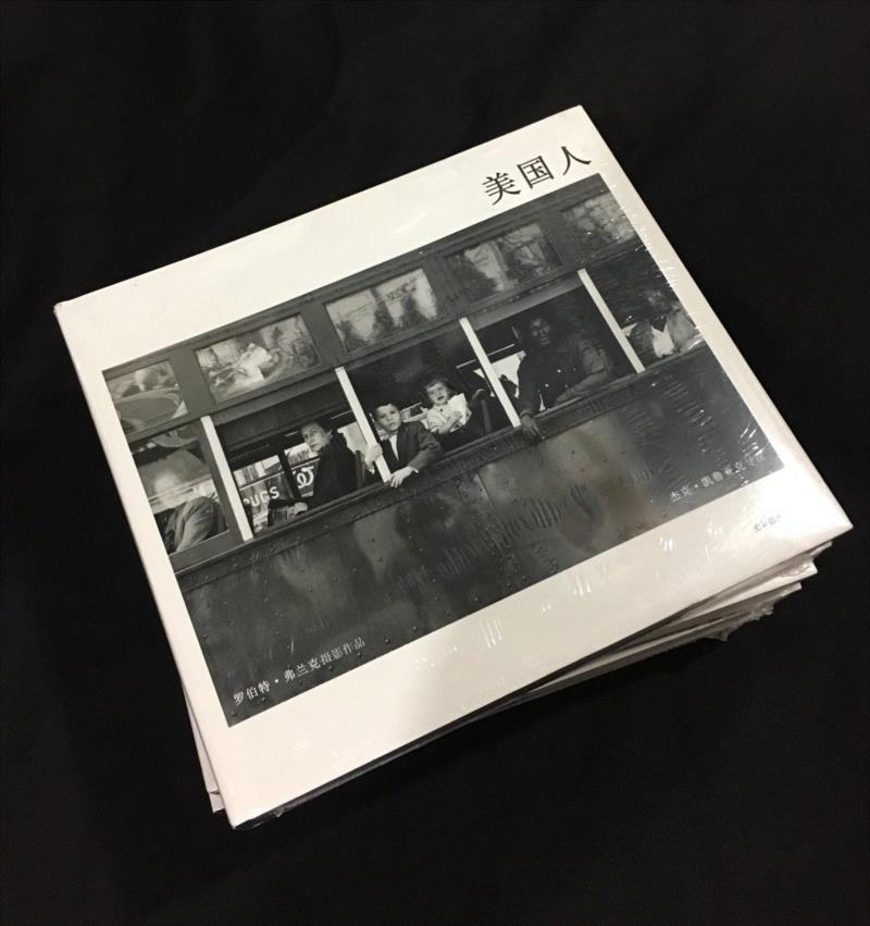 现代摄影圣经《美国人》| 中文版,美国人,中文版,圣经,弗兰克,罗伯特,史泰德,符号,埃文斯,白人,摄影集