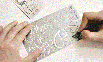 甲骨文镂空绘图模板（获专利）,资讯丨万物有灵——清华大学文化遗产保护与创新研究成果展即将亮相,文化遗产,清华大学,万物,资讯,研究成果展,清华大学美术学院,副教授,敦煌,工艺,博士