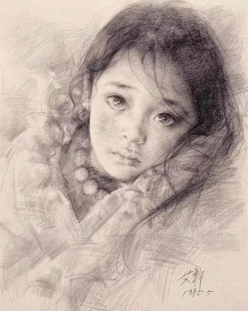 在他笔下的西藏女孩有一种摄人魂魄的美感和韵味尤其是画面女孩纯净的眼神,艾轩:西藏是我灵魂的寄存地,艾轩,西藏,油画,女孩,耳朵,素描,铅笔,颜色,人物,四川