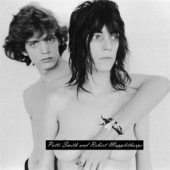 帕蒂·史密斯和罗伯特·梅普尔索普,你赤裸的身体，只属于那些爱上了你赤裸灵魂的人,日本,作家,摄影师,毕加索,列侬,代表作,米勒,罗伯特,三岛由纪夫,安妮