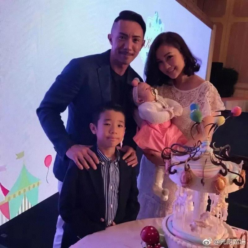 她被称为女版陈奕迅，把港乐唱成人情世故,陈奕迅,港乐,人情世故,音乐,谢安琪,乐坛,歌曲,林夕,阿Kay,那时候