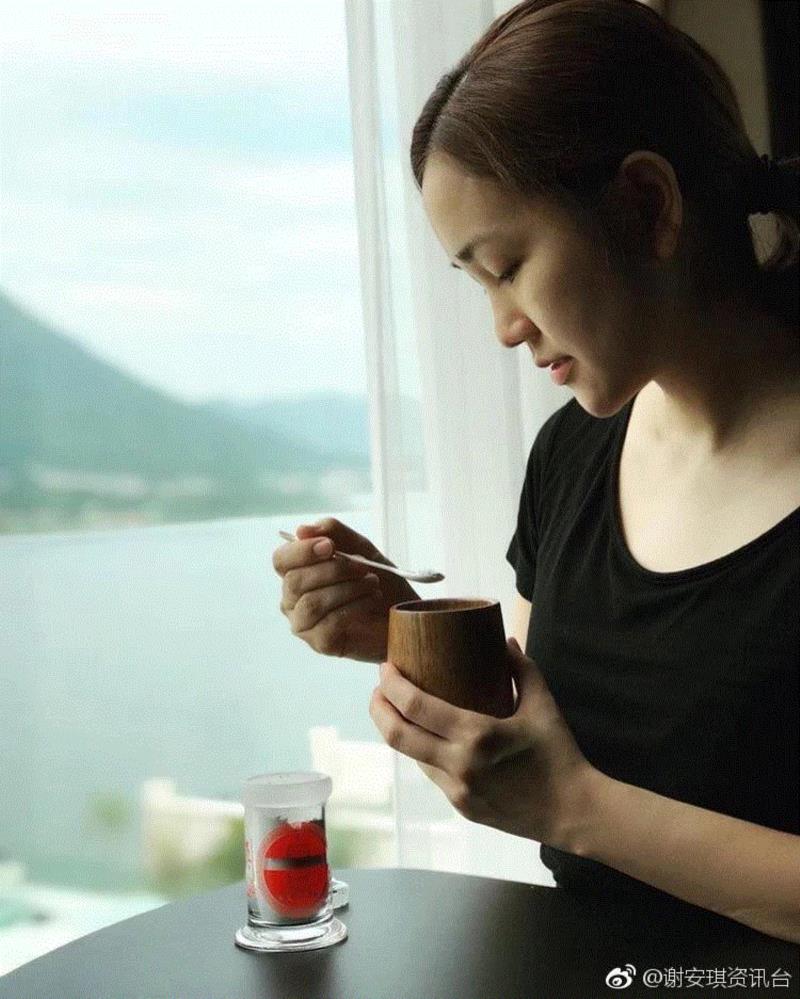 她被称为女版陈奕迅，把港乐唱成人情世故,陈奕迅,港乐,人情世故,音乐,谢安琪,乐坛,歌曲,林夕,阿Kay,那时候