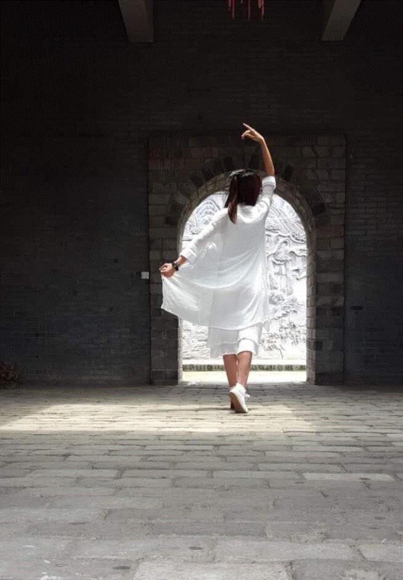 有人@你丨关于舞蹈，他们用镜头定格了最美的瞬间,舞蹈,瞬间,舞者,刘莹珊,汤亮,阿冬,芭蕾,邓博遥,前厅,广州