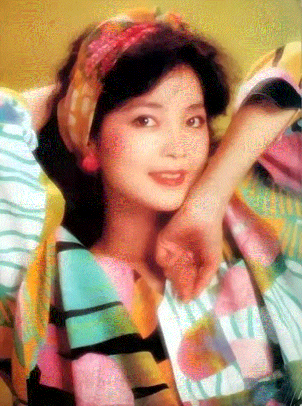 讲述 ▎林青霞与邓丽君的情谊：唯独我知道她还在人间,邓丽君,林青霞,情谊,秦祥林,歌声,电影,回忆,巴黎,电话,学姐