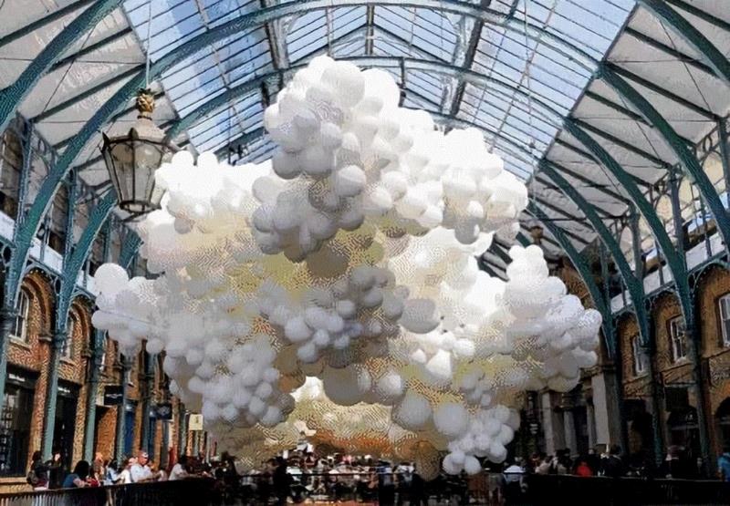 Charles Pétillon, Heartbeat @Covent Garden, 2015,2018沉浸式艺术体验大展：《WAVELENGTH：出厂设置》,WAVELENGTH：出厂设置,儿童,企业,媒体,以下,上海宝龙美术馆,装置,艺展,新媒体,物质