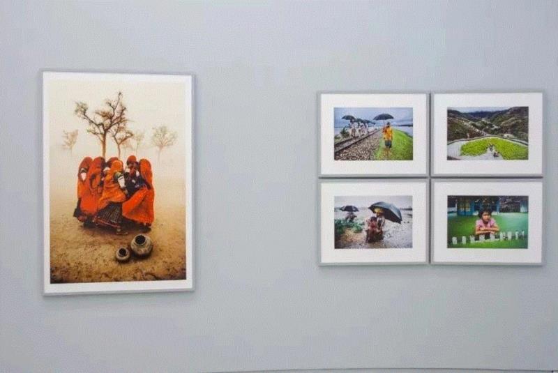 展览现场 ? SCoP,【SCoP | 照片故事】布莱恩·布瑞克与史蒂夫·麦凯瑞的时代与风格,布瑞克,SCoP,布莱恩,史蒂夫·麦凯瑞,麦凯瑞,季风,阿富汗,印度,女孩,亚洲