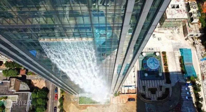 图片来自 贵阳都市报,贵州建造百米‘瀑布大厦’,建筑师你怎么看?,大厦,建筑师,都市报,视频,贵阳都市报,小编,下方,以上,社交,高处