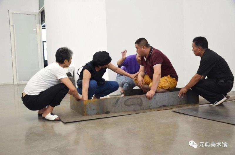韩国艺术家沈文燮与元典美术馆馆长谷燕 讨论作品方案 2018.7
