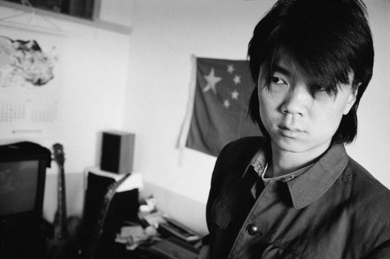 1989 年玛格南图片社摄影师帕特里克·扎克曼镜头下的崔健,被解禁的崔健和中国摇滚乐，都要感谢《人民日报》,崔健,人民日报,中国摇滚,歌曲,老范,音乐,摇滚乐,词曲,歌手,媒体