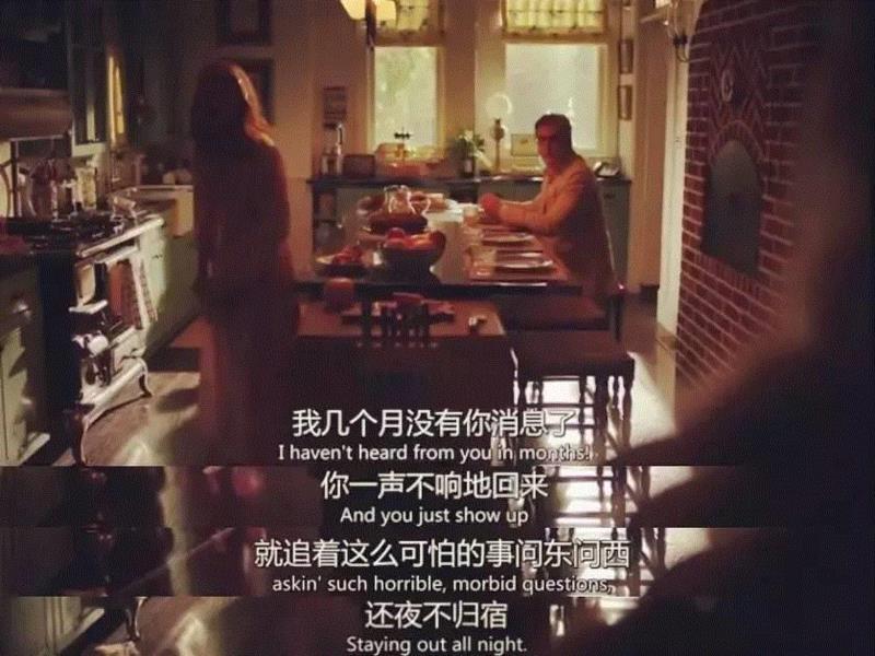 HBO新剧，阴冷诡异，看得我后脊发凉,新剧,HBO,亚当斯,小镇,谎言,电影,小丑回魂,记者,少女,配角
