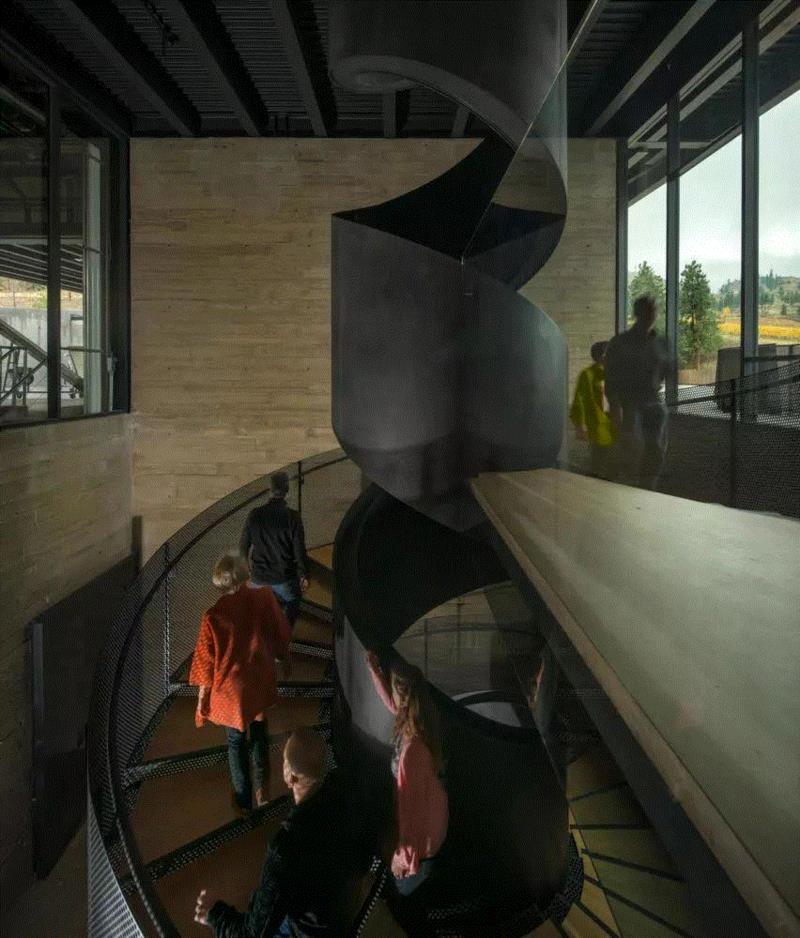 ? Nic Lehoux,加拿大山坡酒庄，以流线坡道主导建筑设计 / Olson Kundig,酒庄,山坡,加拿大,流线,坡道,Lehoux,访客,Nic,Estates,基洛纳