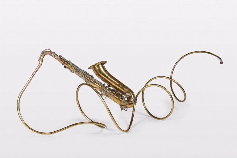 &nbsp;,尼可拉斯·贺罗伯——身份上的独立，精神上的自由,尼可拉斯·贺罗伯,贺罗伯,尼可拉斯,香港,皮革,丝带,首尔,纽约西,南非,男性