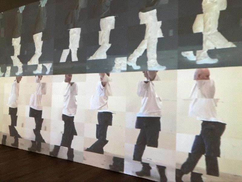 Contrapposto Studiea,TANK 推荐 | 布鲁斯·瑙曼（Bruce Nauman）大型回顾展《消失的行为》,TANK,布鲁斯·瑙曼,Nauman,回顾展,消失的行为,瑙曼,早期,布鲁斯,媒介,雕塑