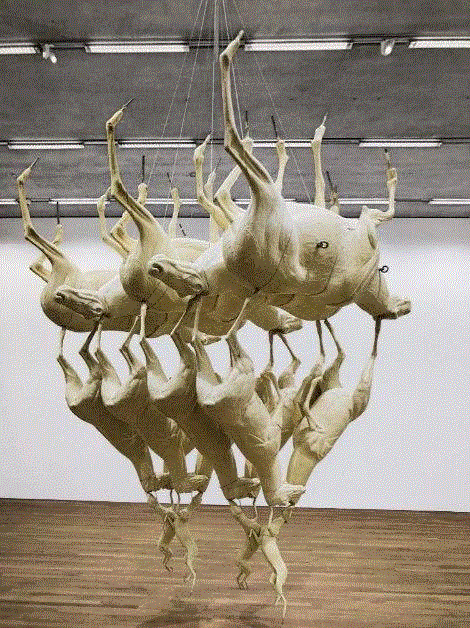 Model for Animal Pyramid II. 1989,TANK 推荐 | 布鲁斯·瑙曼（Bruce Nauman）大型回顾展《消失的行为》,TANK,布鲁斯·瑙曼,Nauman,回顾展,消失的行为,瑙曼,早期,布鲁斯,媒介,雕塑